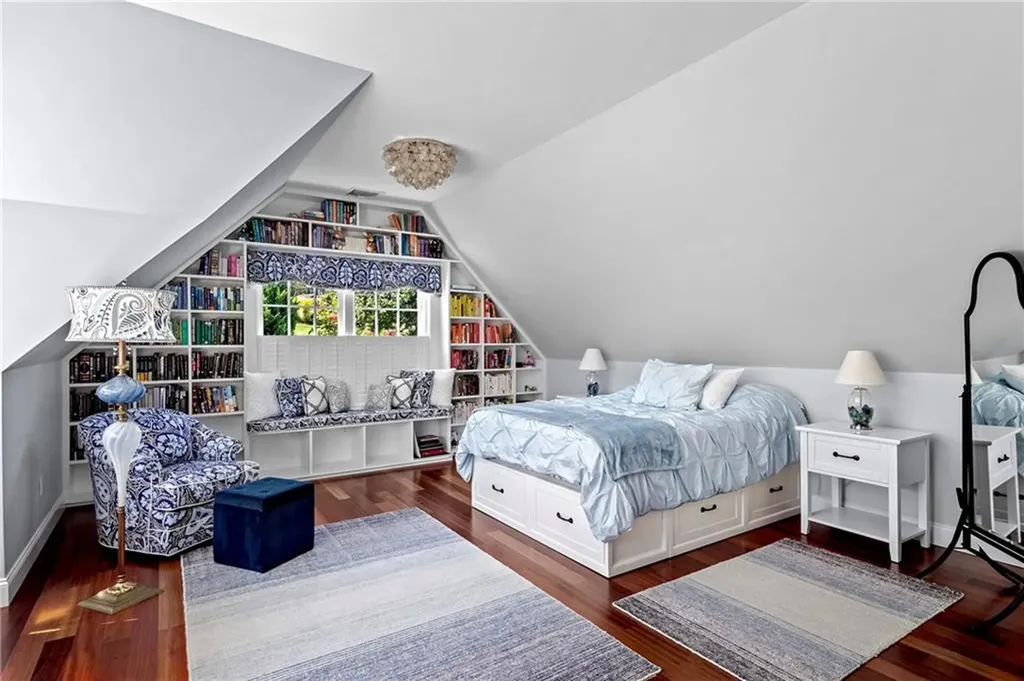 225 Fischer Circle Portsmouth RI 02871