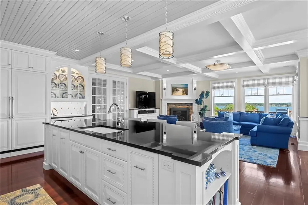 225 Fischer Circle Portsmouth RI 02871