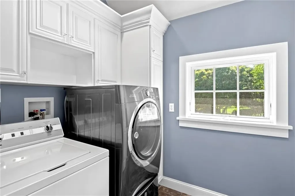 225 Fischer Circle Portsmouth RI 02871