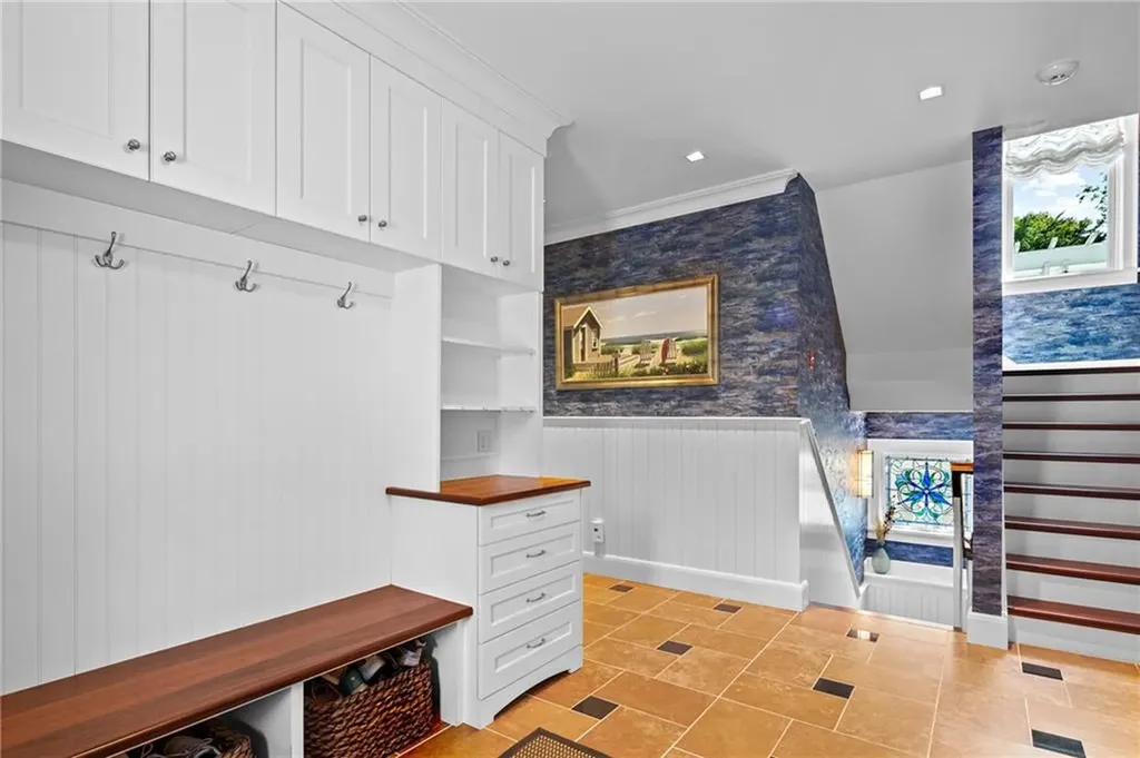 225 Fischer Circle Portsmouth RI 02871