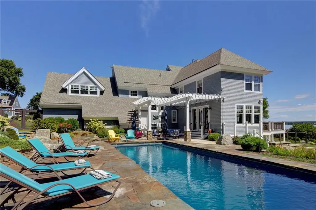 225 Fischer Circle Portsmouth RI 02871