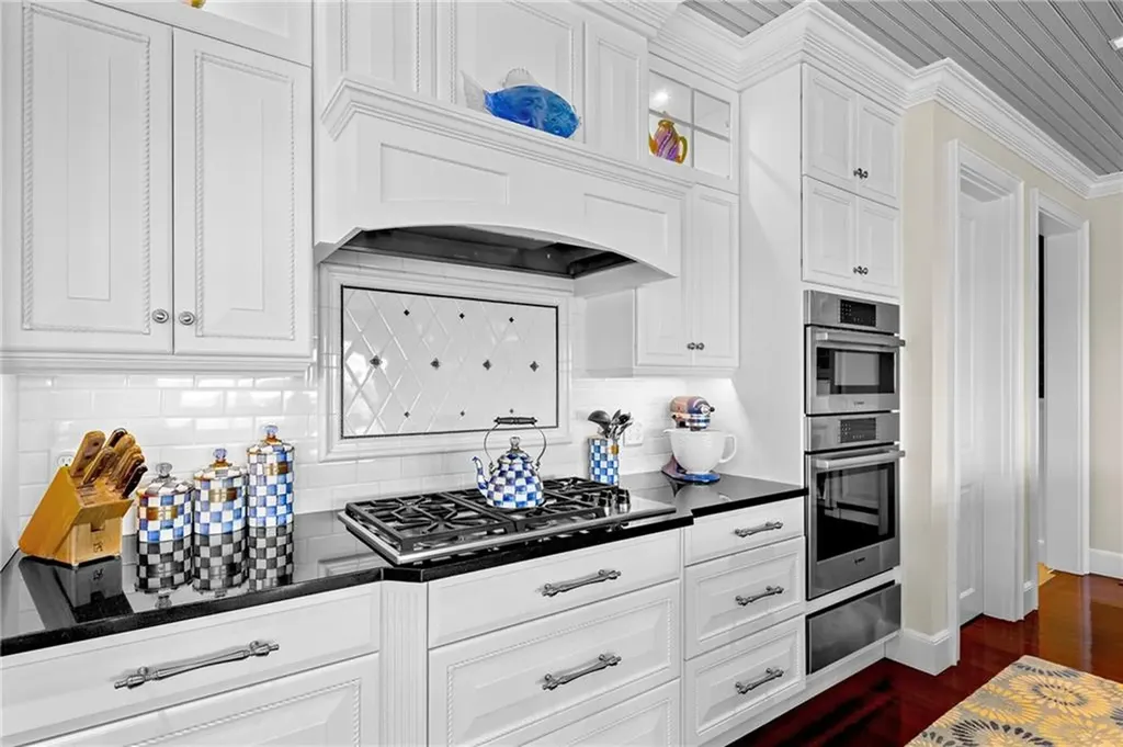 225 Fischer Circle Portsmouth RI 02871