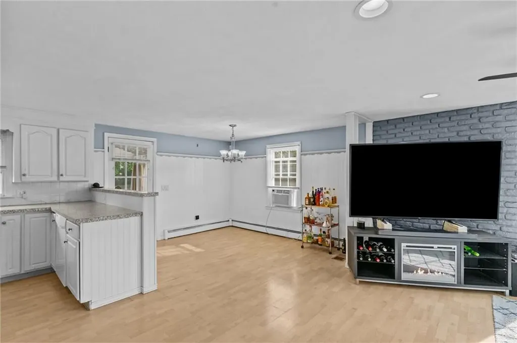 12 Pond View Drive Coventry RI 02816