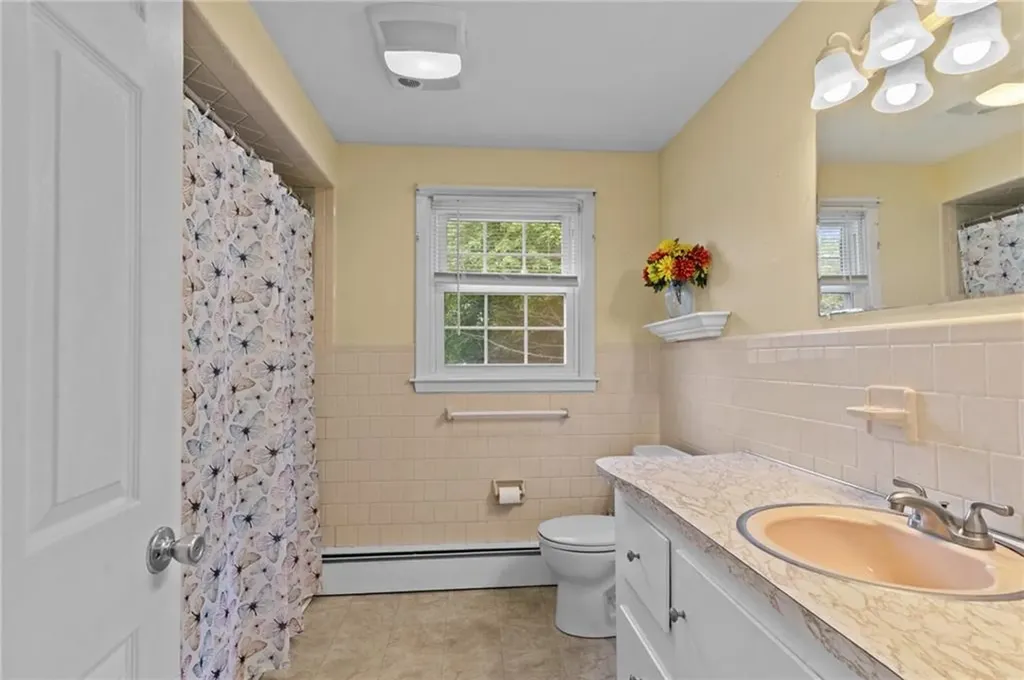 12 Pond View Drive Coventry RI 02816