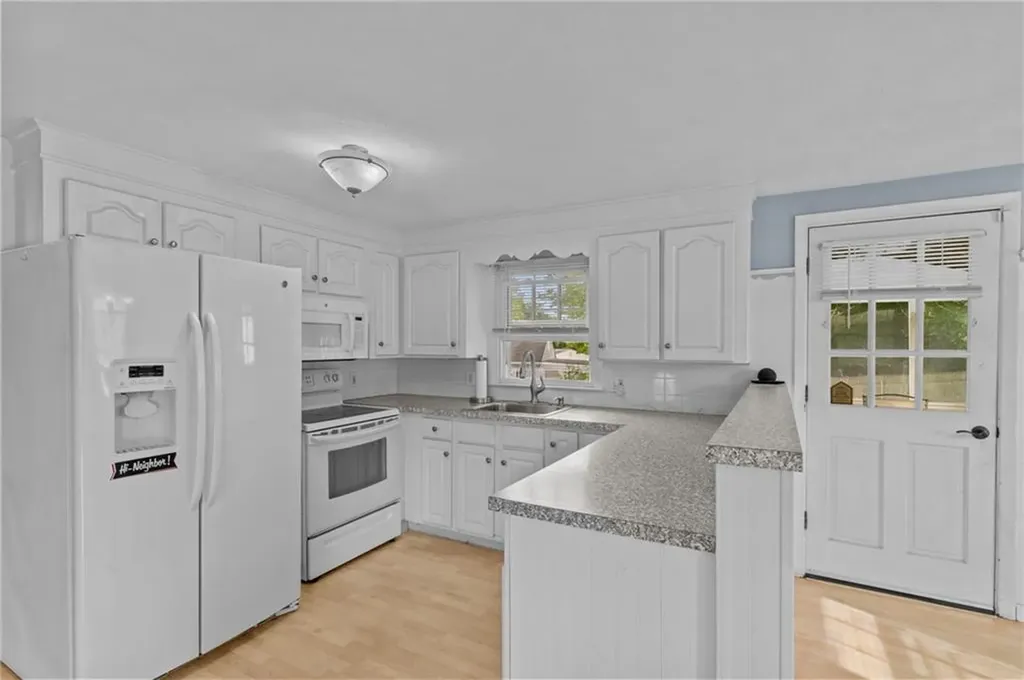 12 Pond View Drive Coventry RI 02816