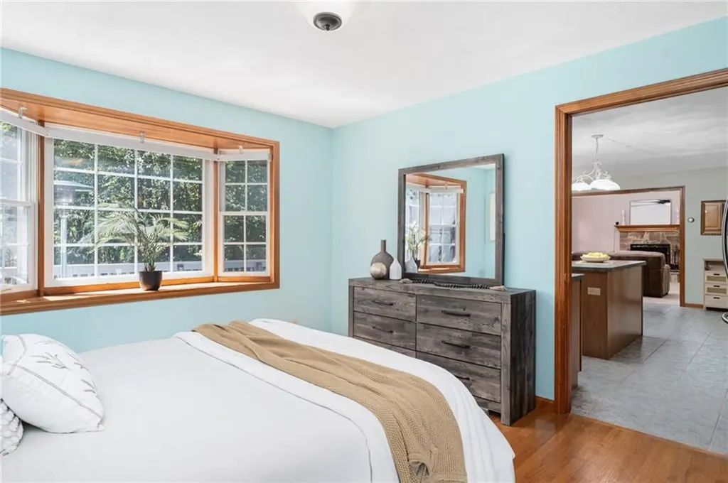 7 Cathedral Court Cumberland RI 02864