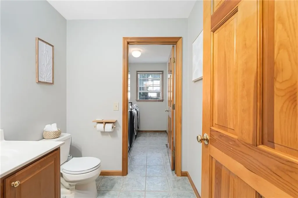7 Cathedral Court Cumberland RI 02864