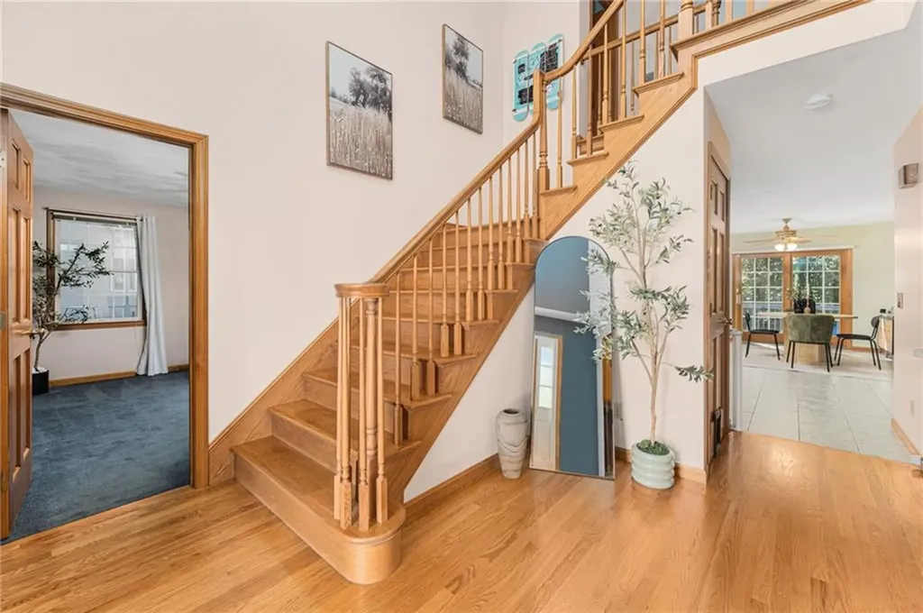 7 Cathedral Court Cumberland RI 02864