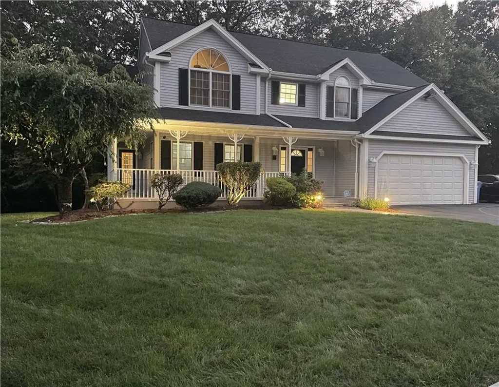 7 Cathedral Court Cumberland RI 02864