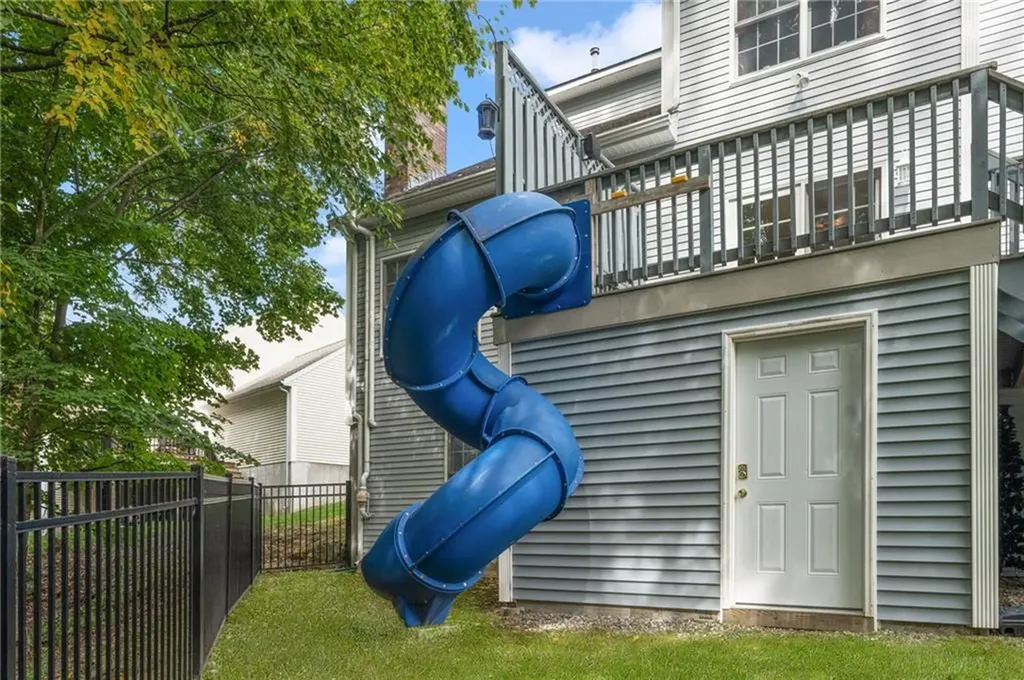 7 Cathedral Court Cumberland RI 02864