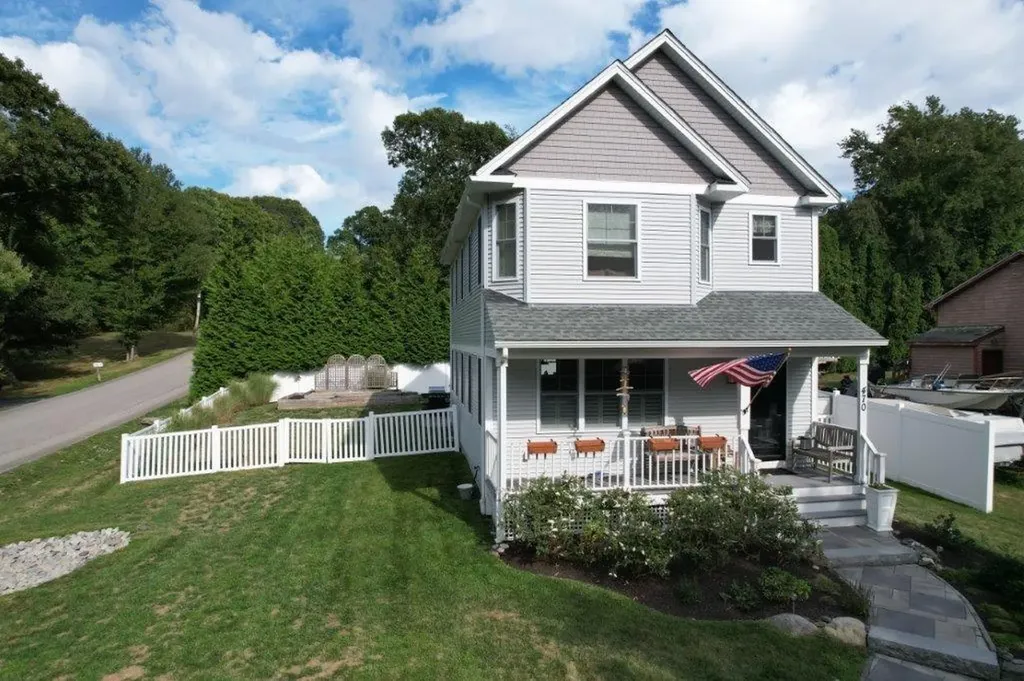 470 Gondola Avenue Jamestown RI 02835