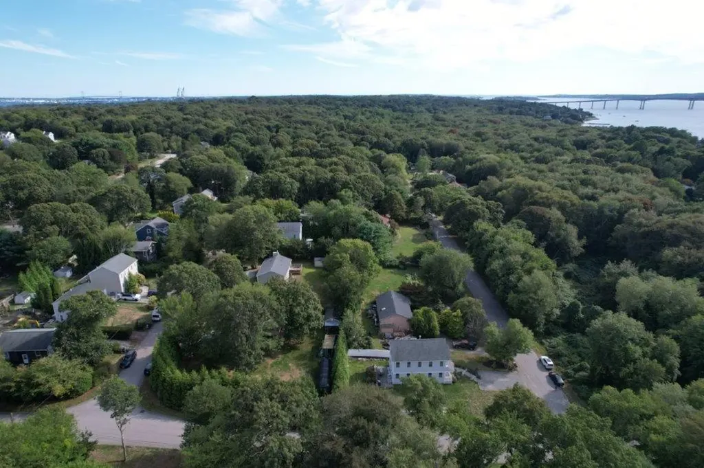 470 Gondola Avenue Jamestown RI 02835