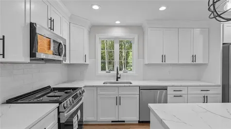 62 Orchard Avenue Johnston RI 02919