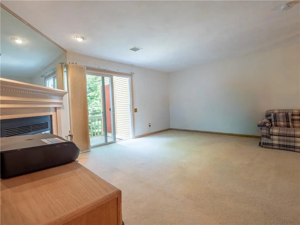 46 Trellis Drive West Warwick RI 02893