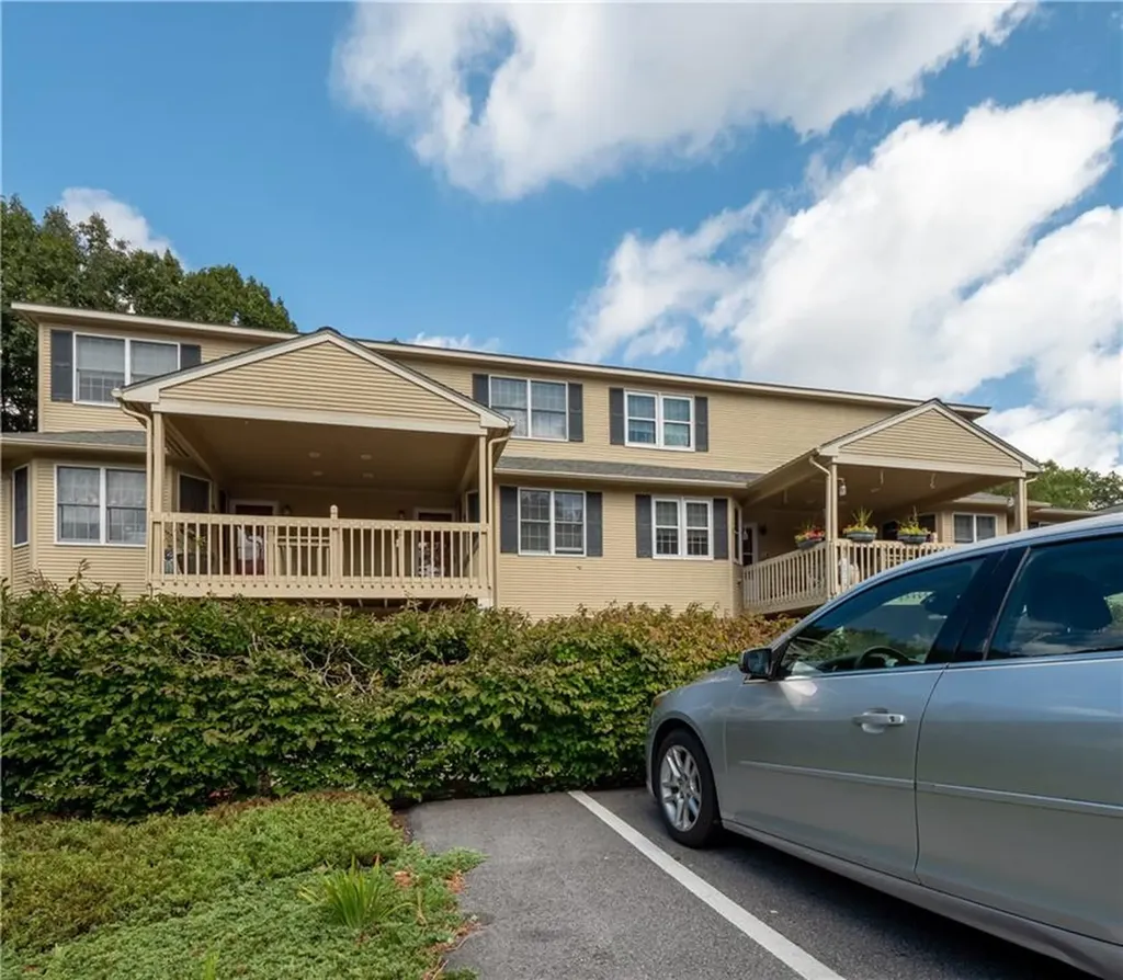 46 Trellis Drive West Warwick RI 02893