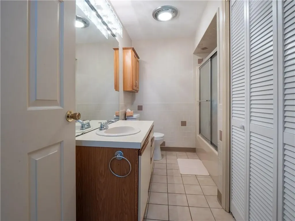 46 Trellis Drive West Warwick RI 02893