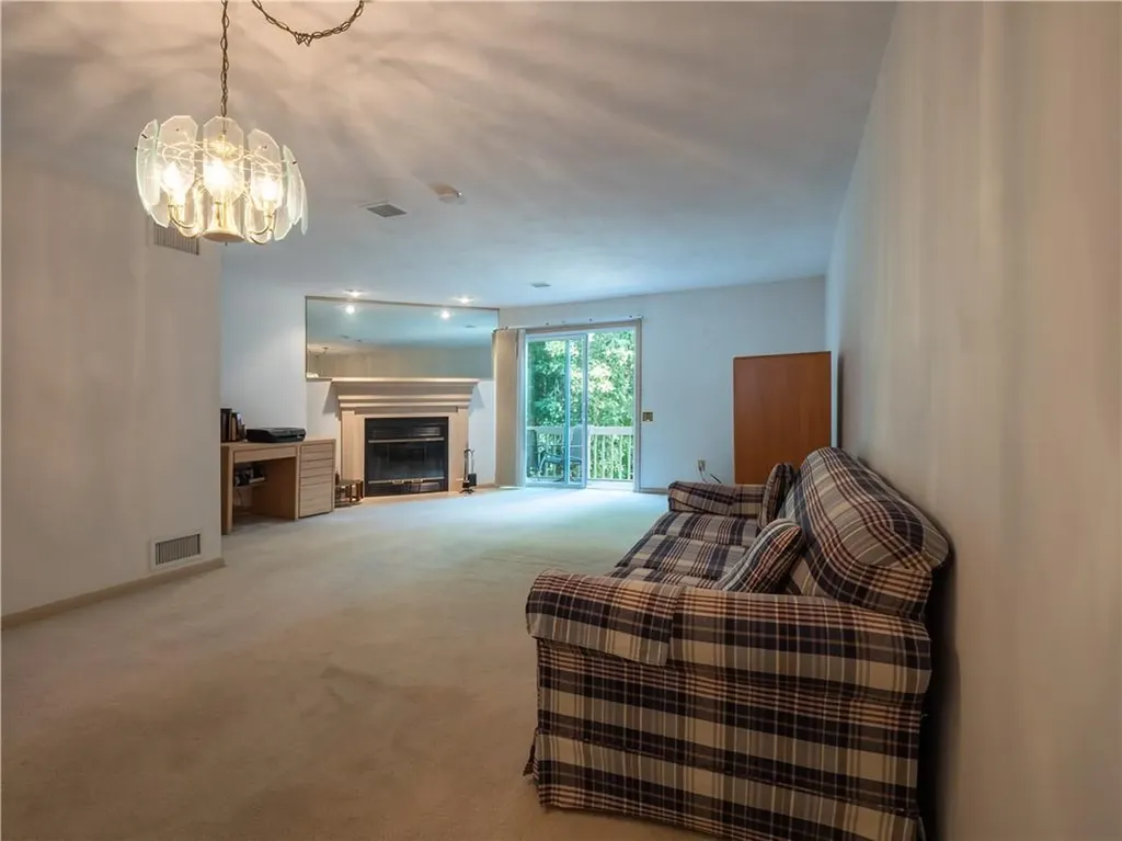 46 Trellis Drive West Warwick RI 02893