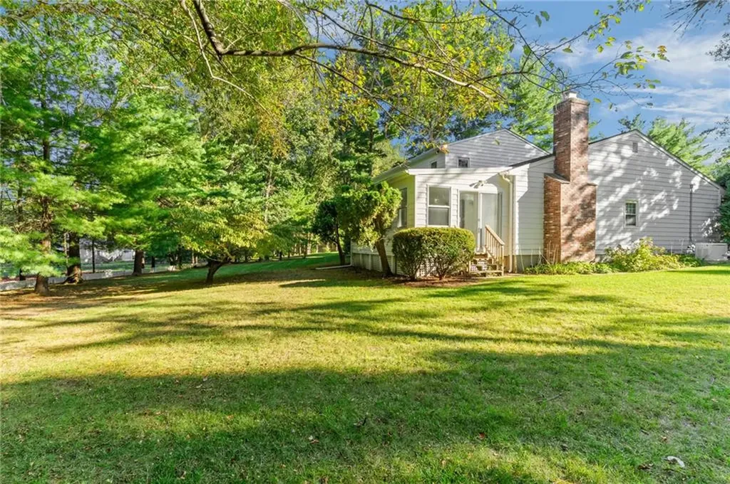 3 Crocus Court Coventry RI 02816