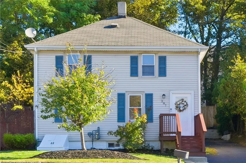 207 Mendon Road Cumberland RI 02864