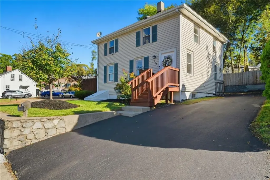 207 Mendon Road Cumberland RI 02864