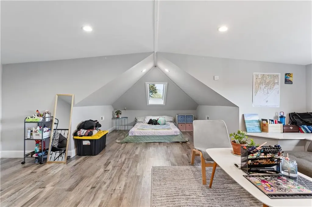 4 James Street Middletown RI 02842