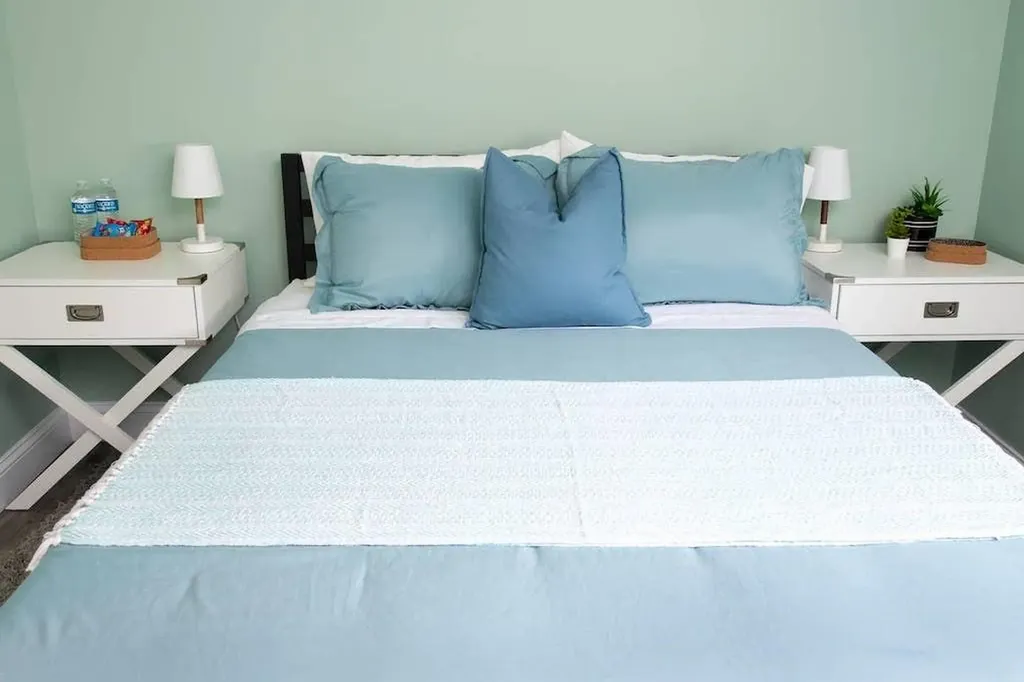 4 James Street Middletown RI 02842