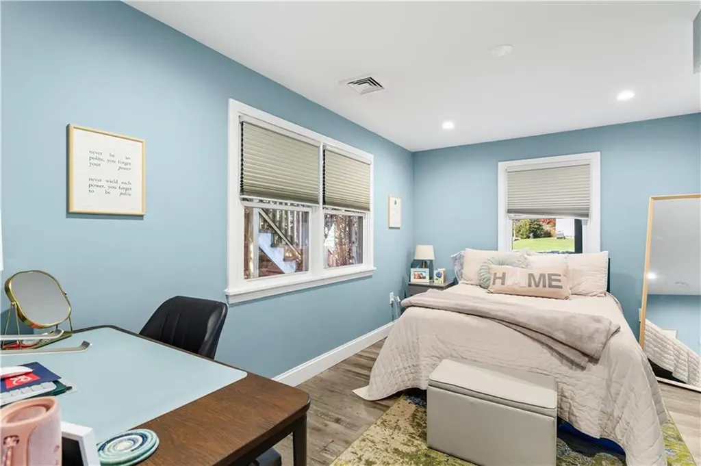 4 James Street Middletown RI 02842