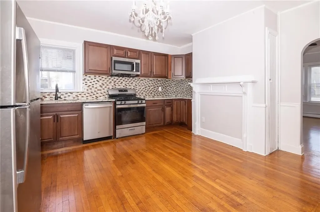 376 Hope Street Providence RI 02906