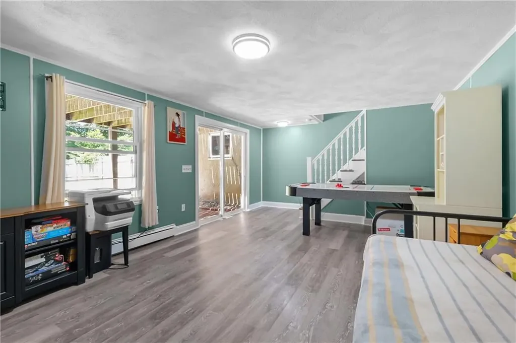 11 Crossland Road West Warwick RI 02893