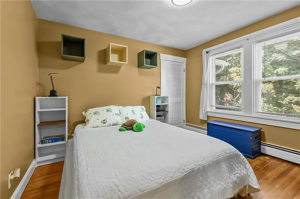 11 Crossland Road West Warwick RI 02893