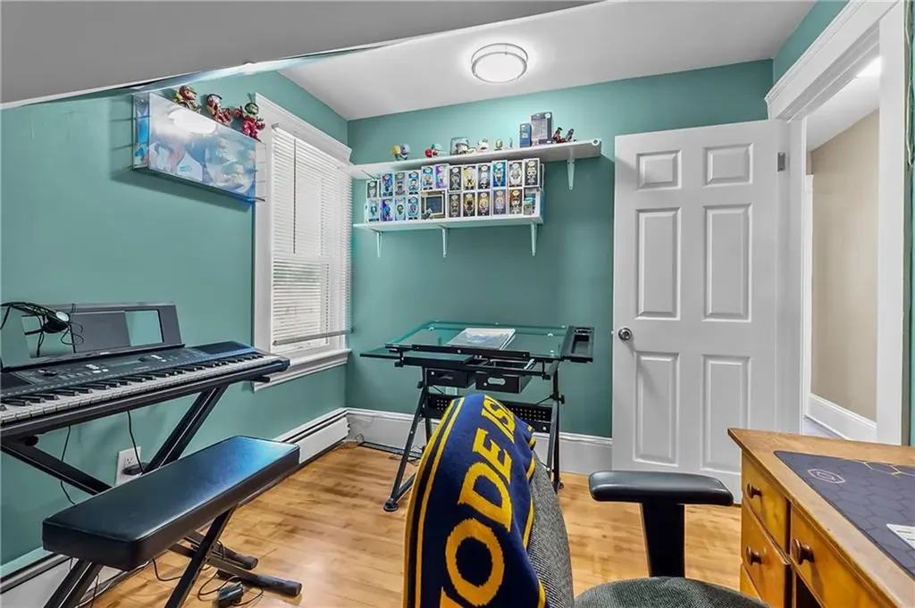 11 Crossland Road West Warwick RI 02893