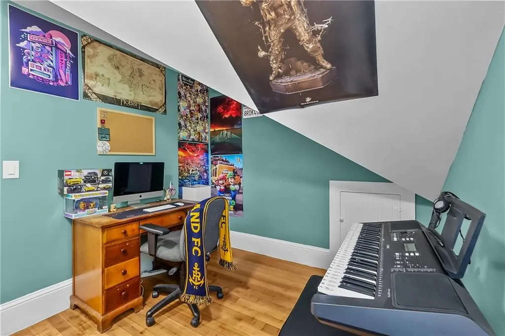 11 Crossland Road West Warwick RI 02893