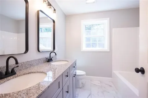 6 Boyd Brook Circle Coventry RI 02816