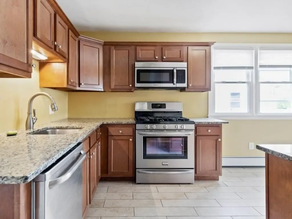 32 Melissa Street Providence RI 02909