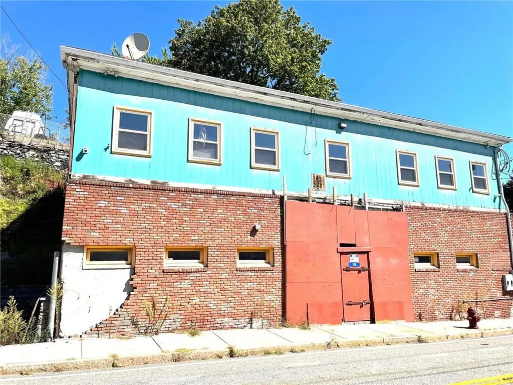 115 Railroad Street Woonsocket RI 02895