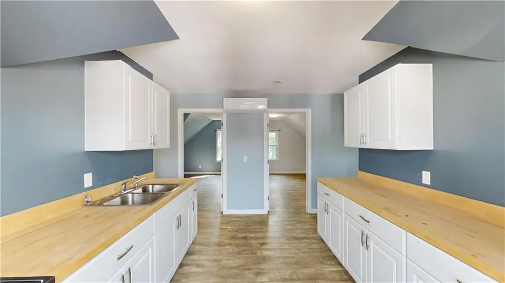 31 33 Carter Street Providence RI 02907