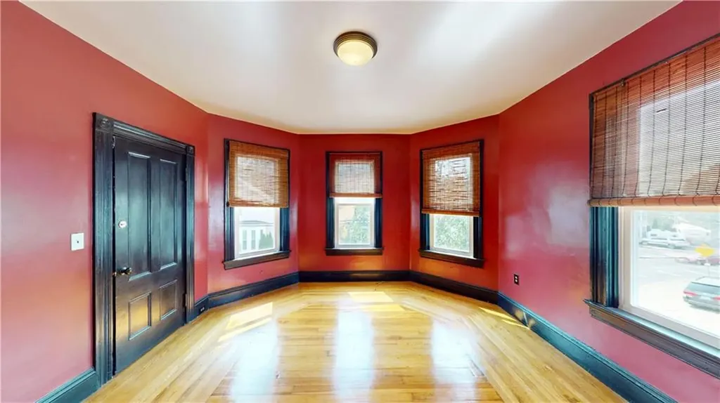 31 33 Carter Street Providence RI 02907