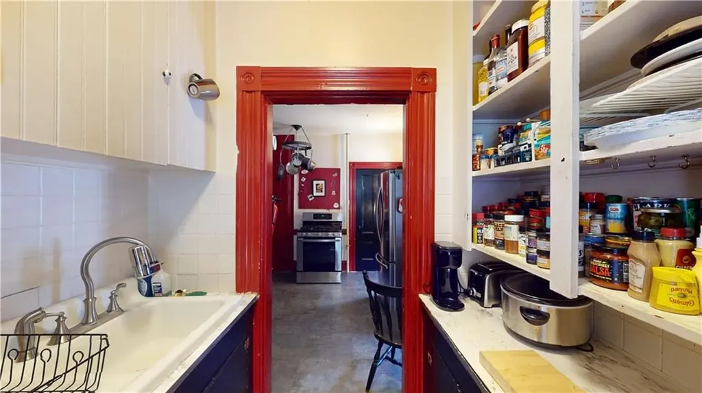 31 33 Carter Street Providence RI 02907