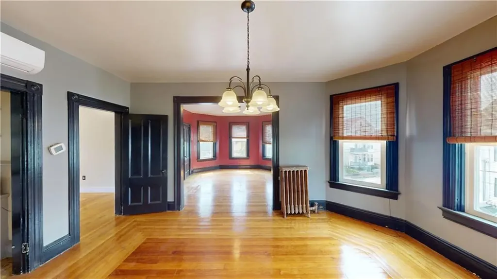 31 33 Carter Street Providence RI 02907