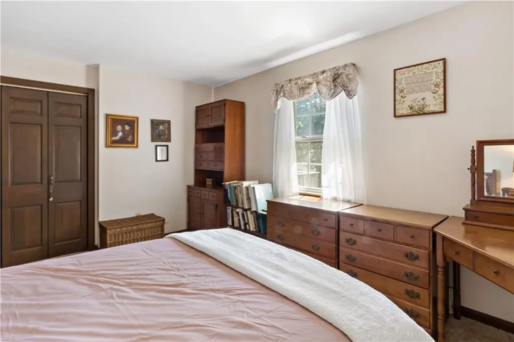 42 Homeland Avenue Narragansett RI 02882