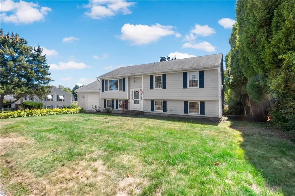 42 Homeland Avenue Narragansett RI 02882