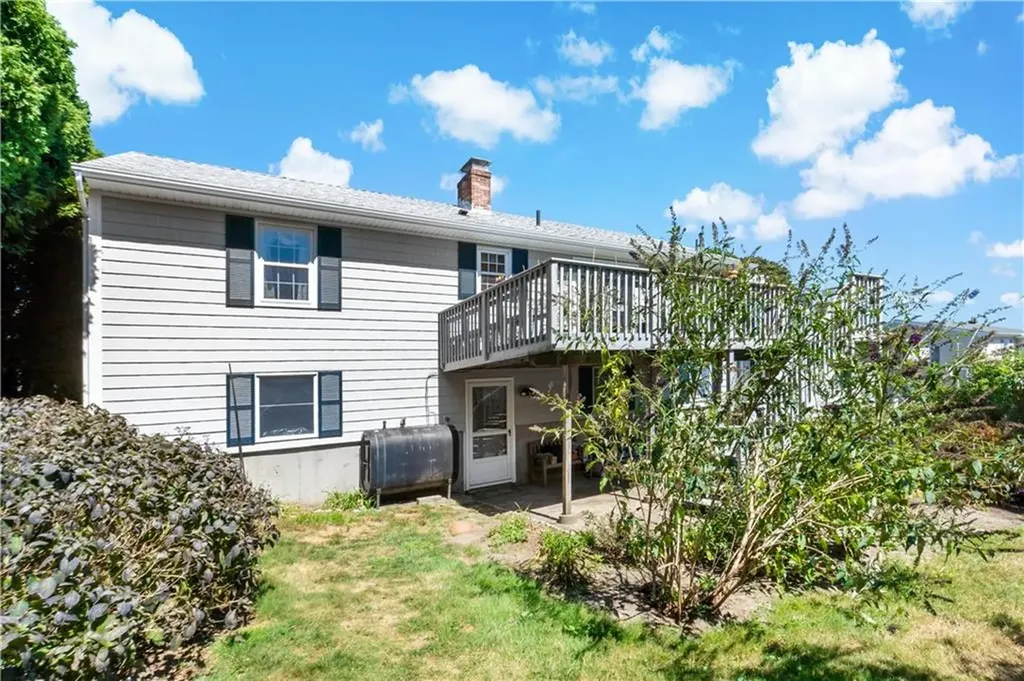42 Homeland Avenue Narragansett RI 02882