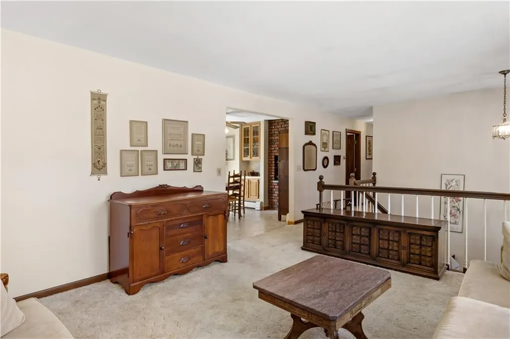 42 Homeland Avenue Narragansett RI 02882