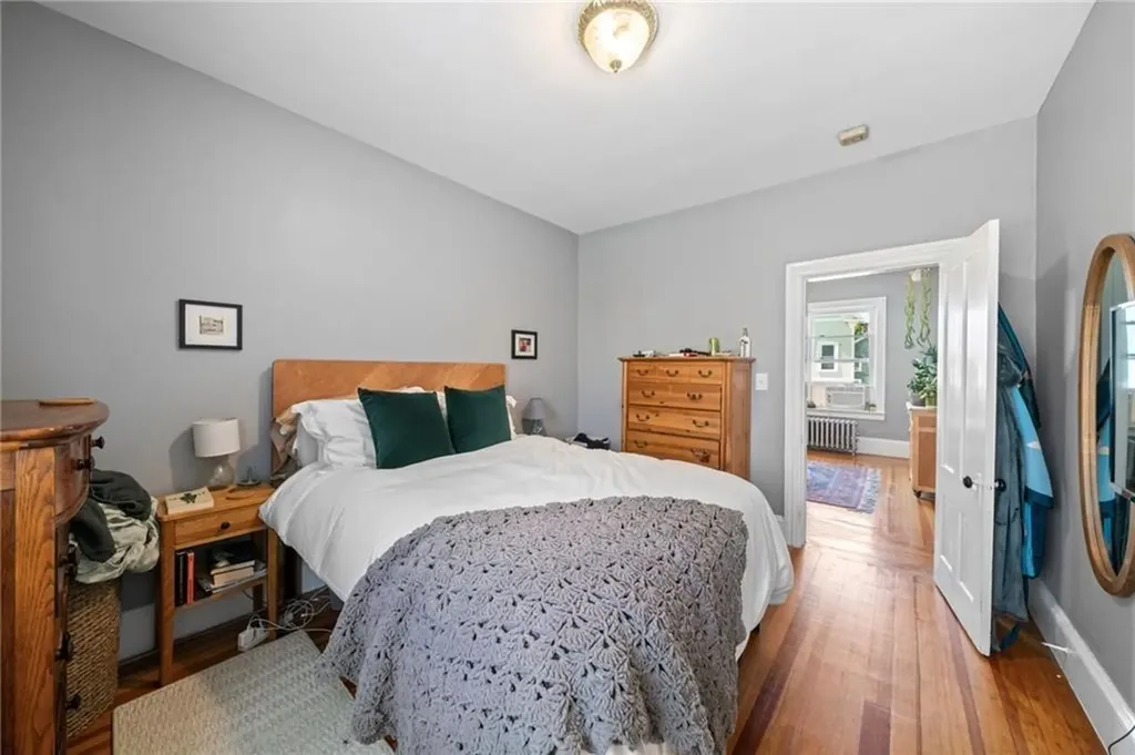 2 Louisburg Place Providence RI 02909