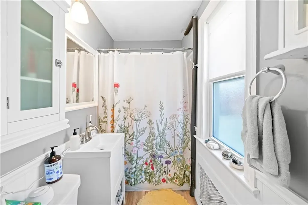 2 Louisburg Place Providence RI 02909