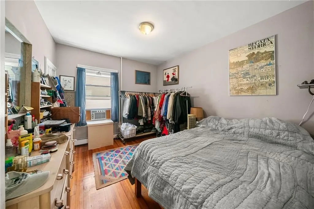 2 Louisburg Place Providence RI 02909