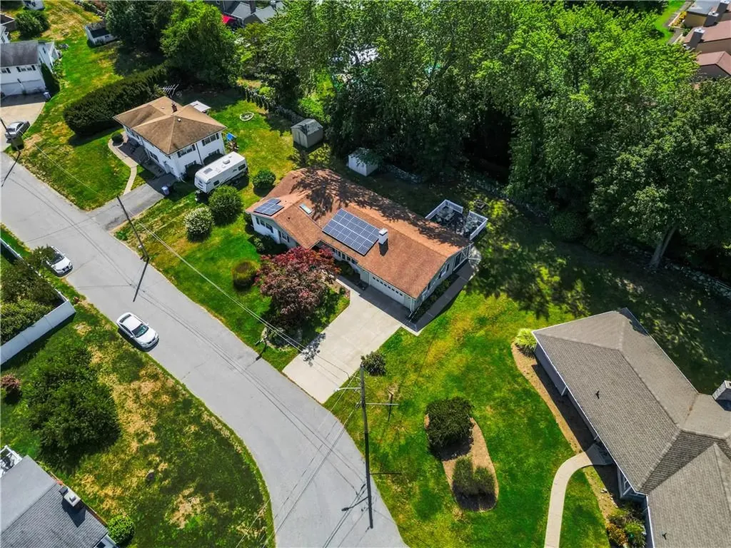 28 Cadoret Drive Cumberland RI 02864