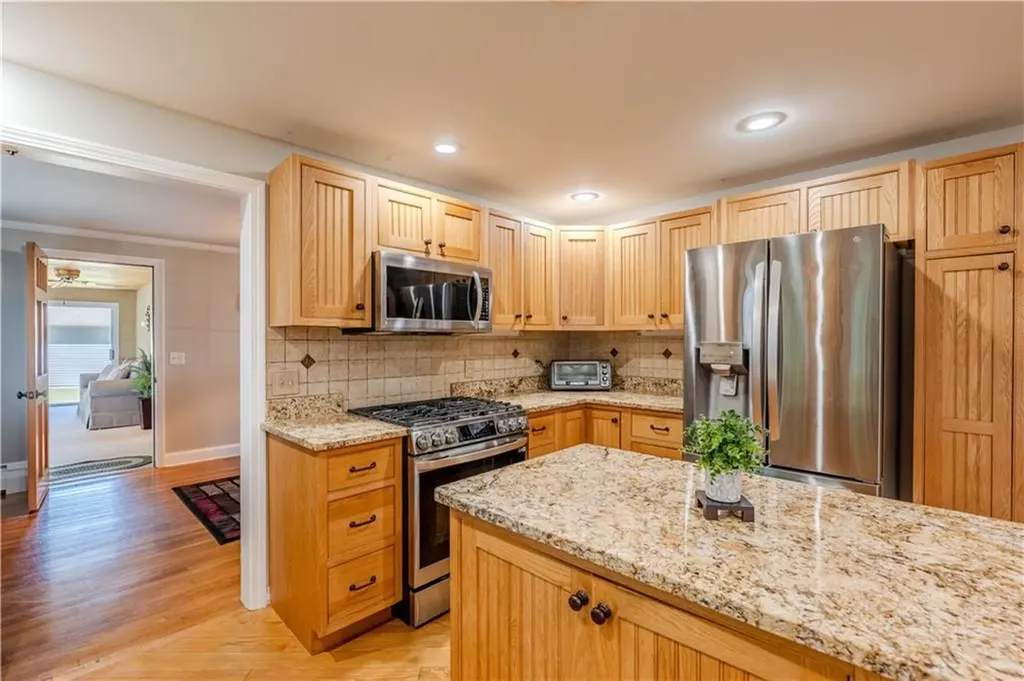28 Cadoret Drive Cumberland RI 02864