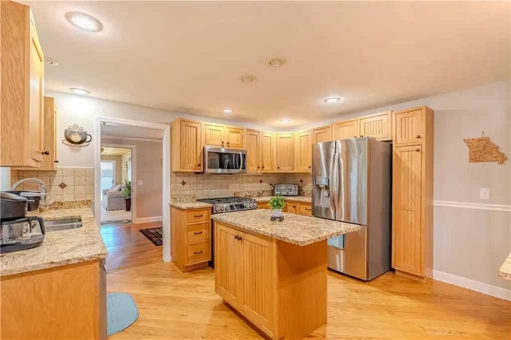 28 Cadoret Drive Cumberland RI 02864