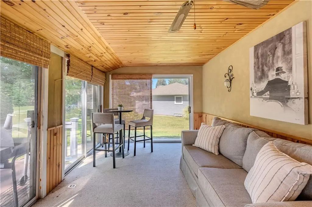 28 Cadoret Drive Cumberland RI 02864
